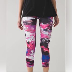 Women's Multicolor Abstract Leggings